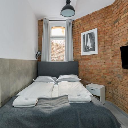 Underground Level Apartments Strzalowa By Renters Πόζναν Εξωτερικό φωτογραφία