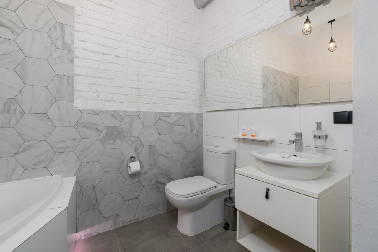 Underground Level Apartments Strzalowa By Renters Πόζναν Εξωτερικό φωτογραφία